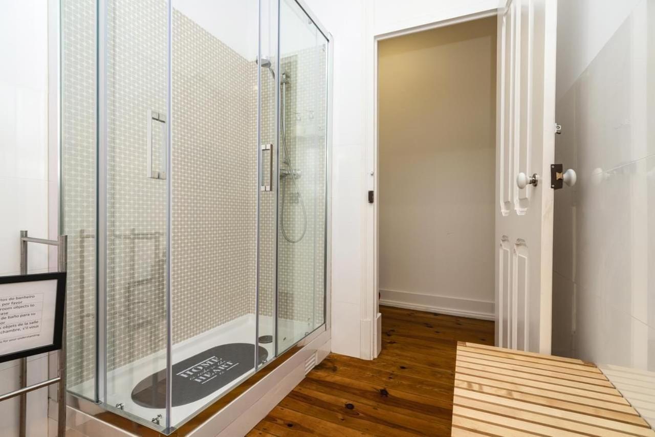 Exotic M2 R2 - Comfortable Classy Double Room With Shared Bath Lisboa Exteriér fotografie